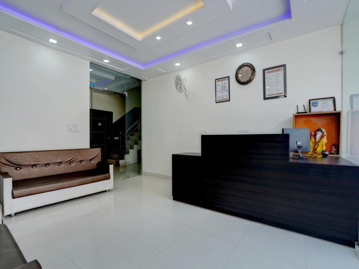 Hotel The Orient Tree, Agra Agra  Bagian luar foto